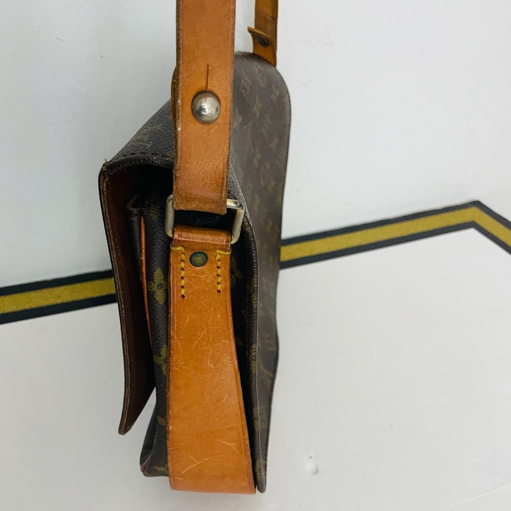 Louis Vuitton Brown Monogram Canvas Shoulder Bag with Tan Leather Trim - Picture 5 of 13